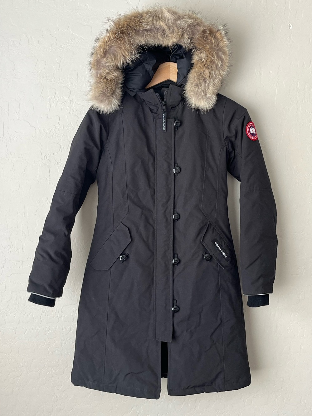 Canada Goose Brittania Parka With Fur Girls black M 10/12